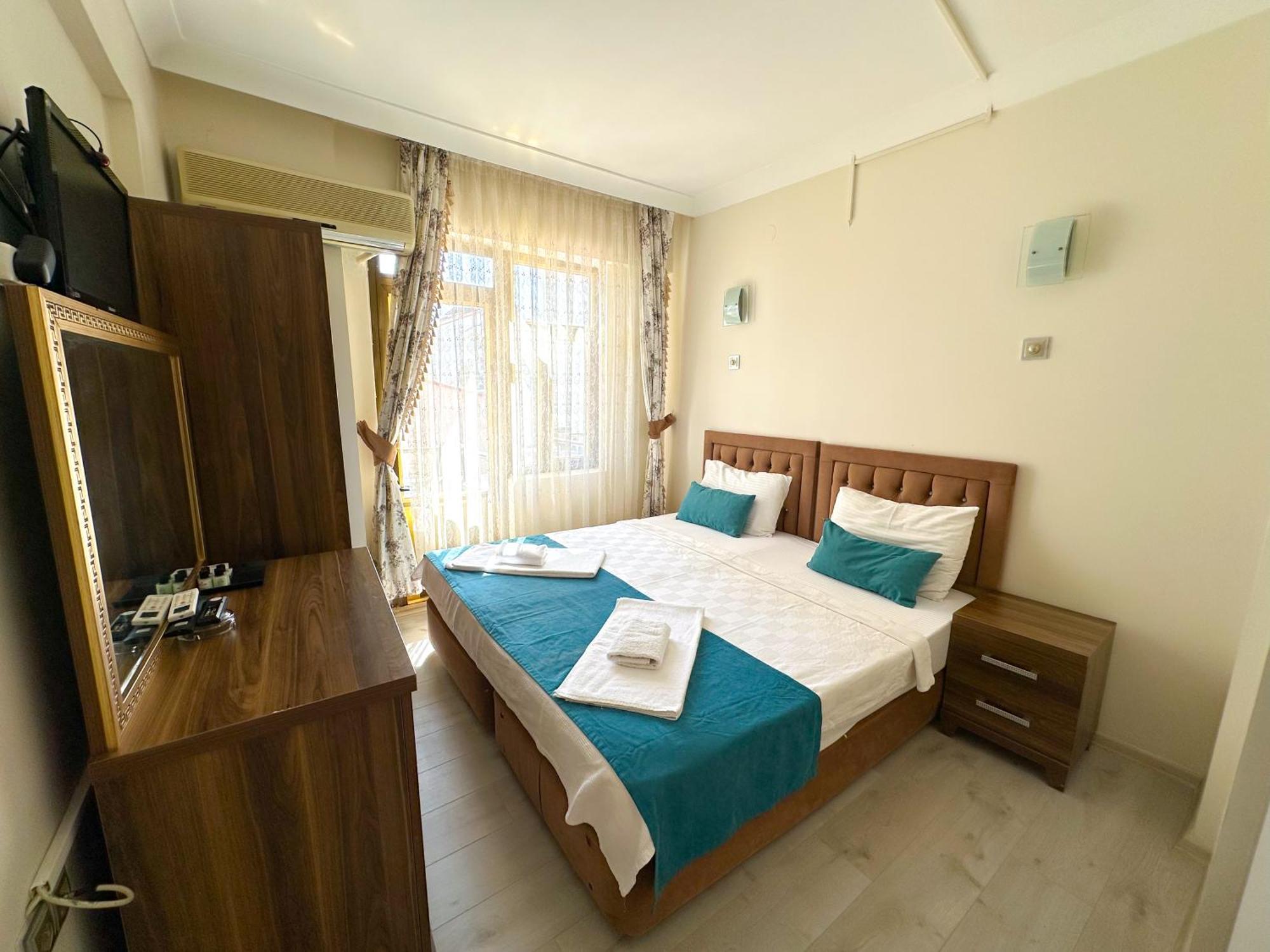 Reis Beach Hotel マルマリス エクステリア 写真
